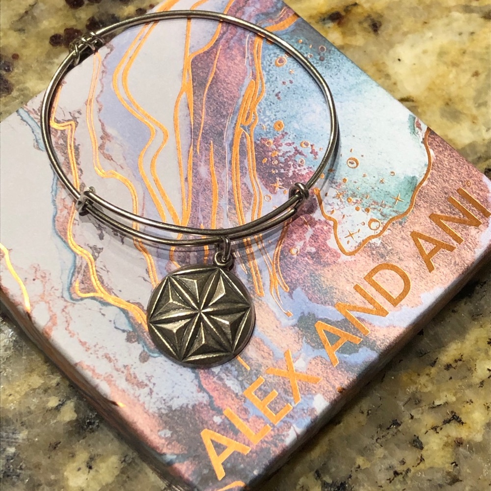 Aphrodite’s Flower Bangle